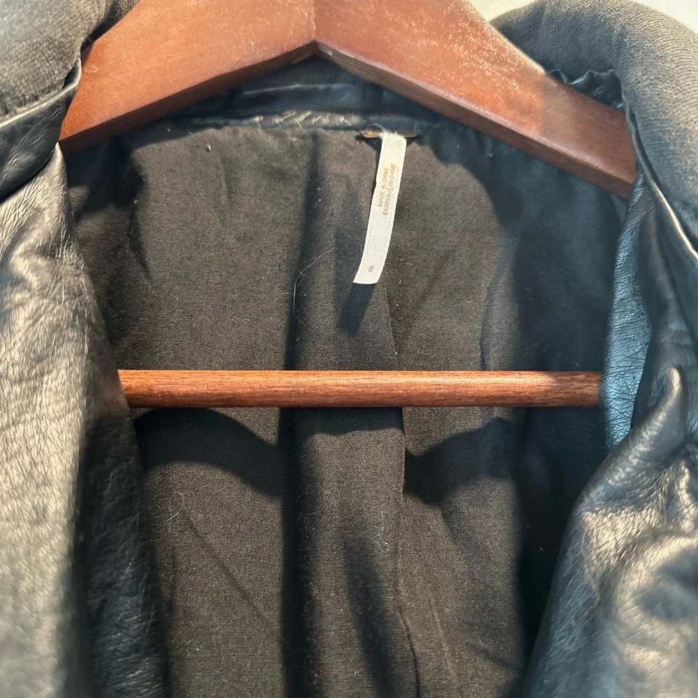 Jacket - Picture 2 of 5